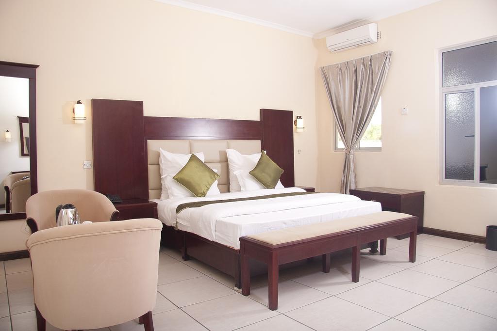 Chamba Valley Exotic Hotel لوساكا الغرفة الصورة
